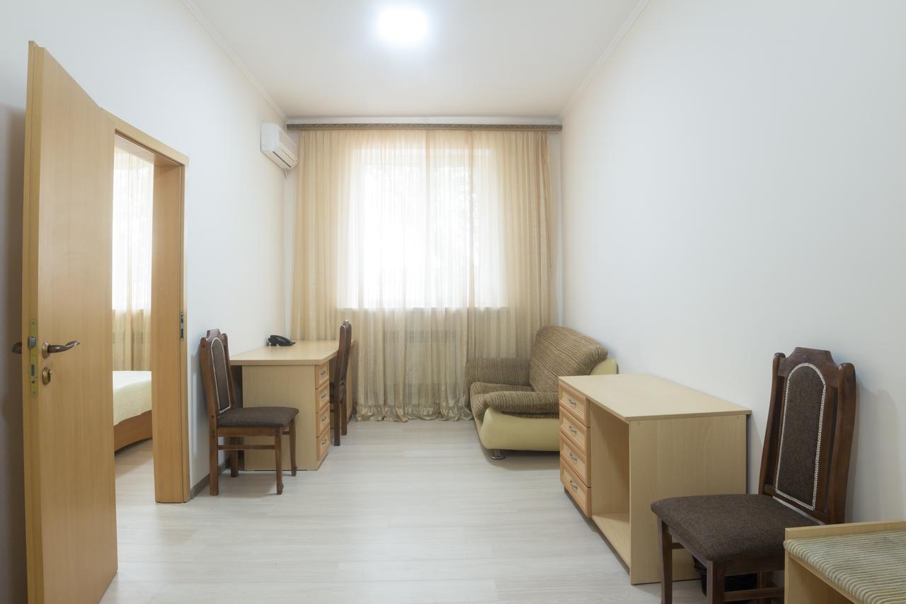 Hotel Alma Ata Zhosaly Экстерьер фото